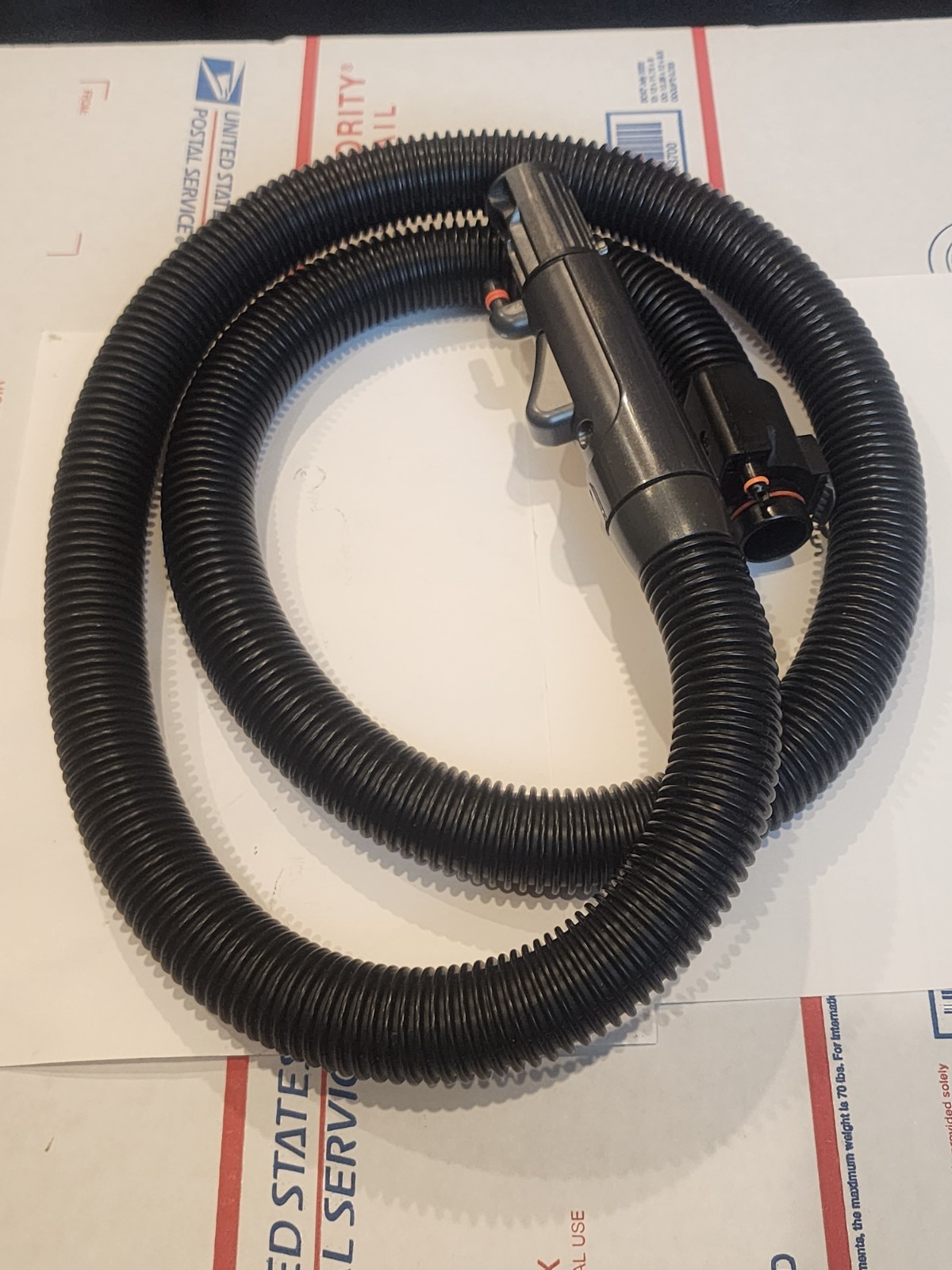 REPLACEMENT HOSE FOR BISSELL CORDLESS LITTLE GREEN MACHINE 3682 BLACK D3.2 gallery