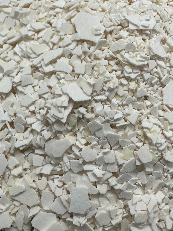 Crushed Eggshells 7 oz - 5 lb gallery