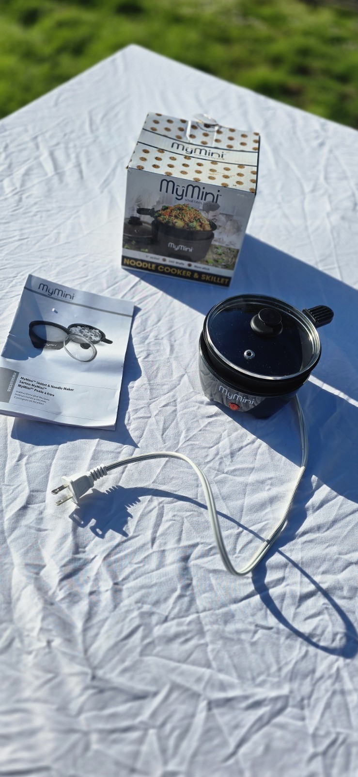 MY MINI NOODLE COOKER & SKILLET Blackberry 5" skillet 260 Watts Non-Stick gallery