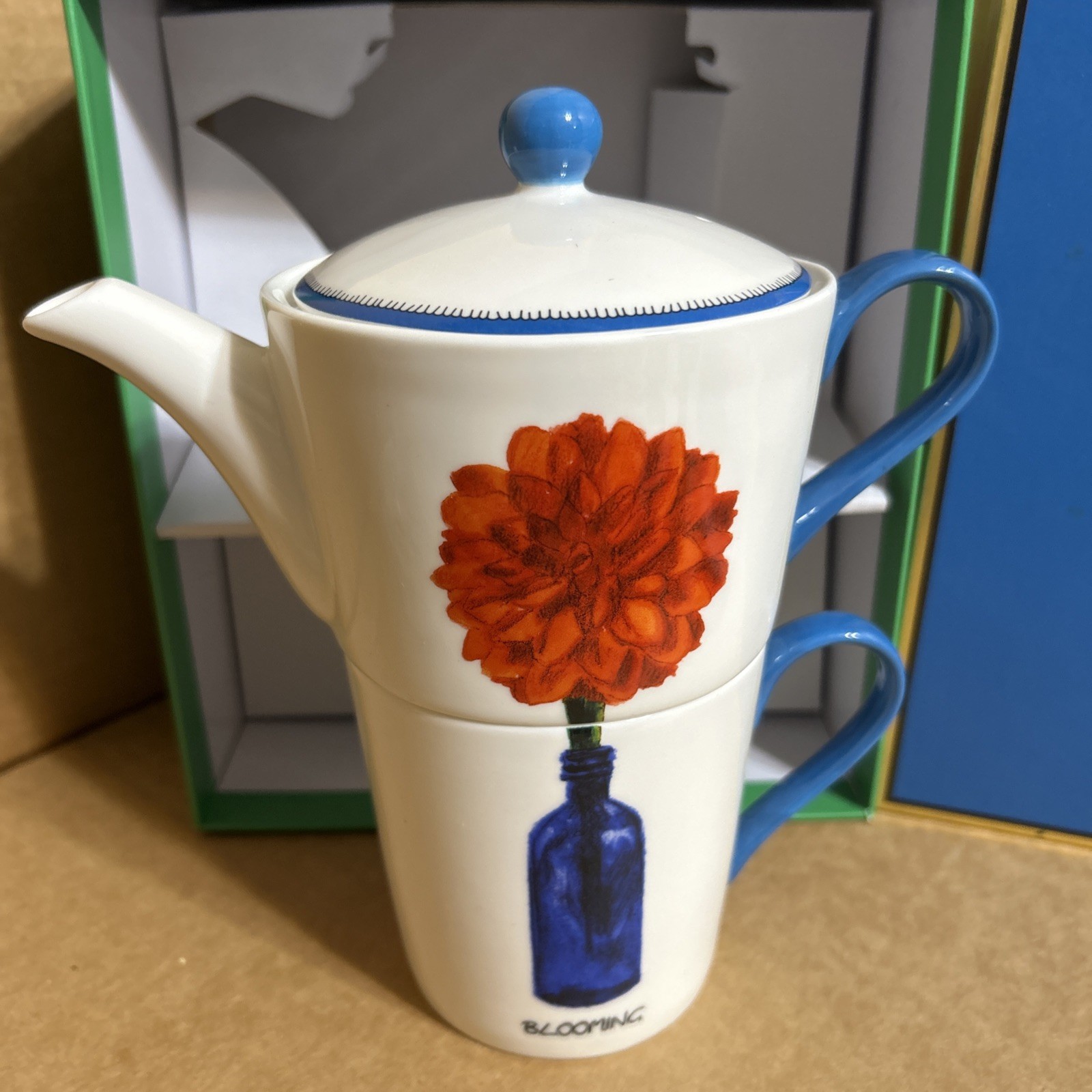 Brand New Spode Kit Kemp Doodles Design ‘Flower Power’ Tea Pot 2 Pint/1.1 L gallery