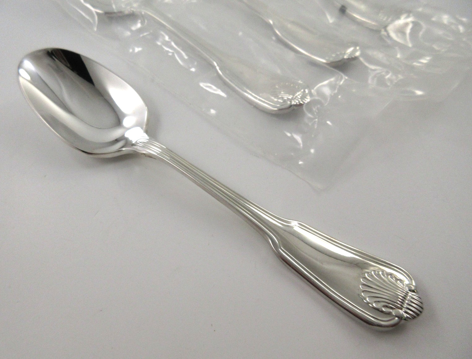 Towle BOSTON SHELL 4 Teaspoons Silverplate Flatware gallery