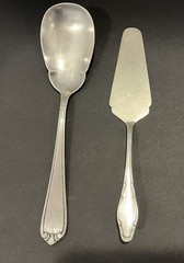 Vintage Wellner Two Piece Serving Set Silver Plate Spoon and Pie Server 90 Mark