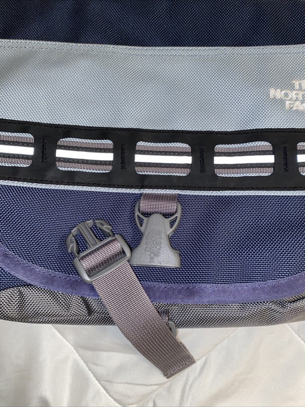 The North Face Adjustable Travel Bag 4