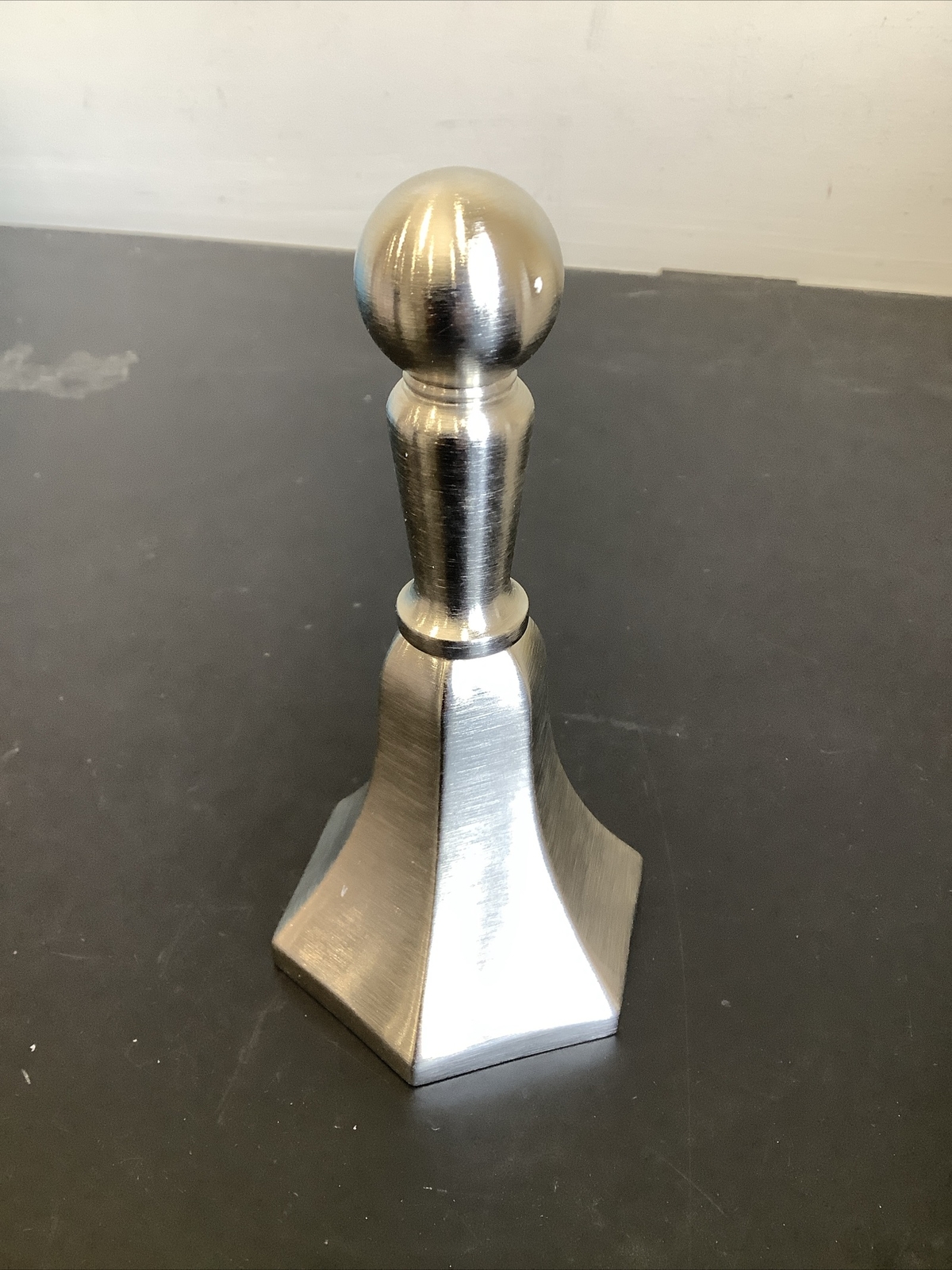 Altmans Pembroke Robe Hook In polished chrome 930E40SN H7 gallery