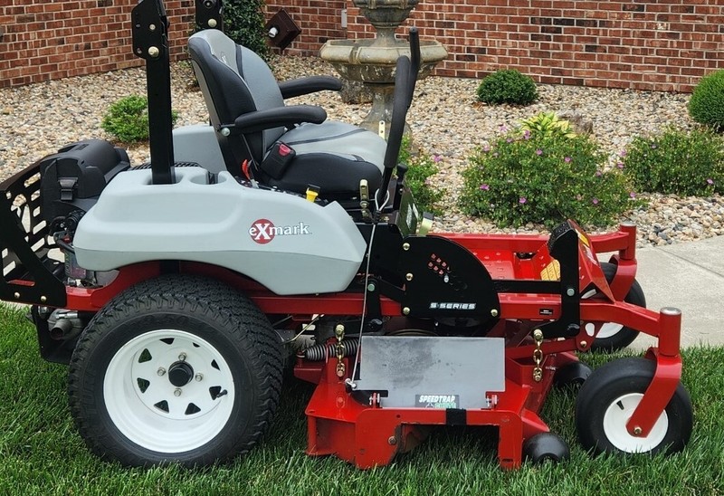 Speedtrap® Chute Blocker Exmark® Pioneer® S Series (48/52/60) 30 Sec. Install! gallery