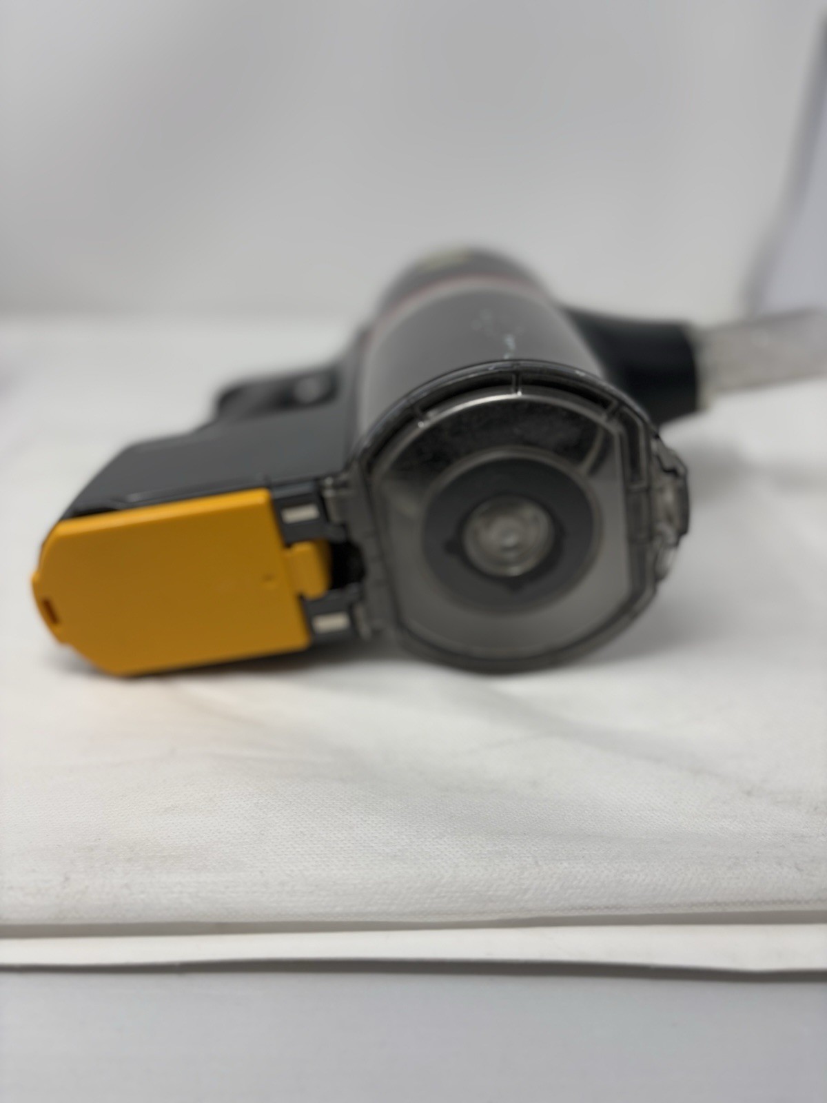 LG CordZero A916bm Used Handheld w/ Dust Bin And Battery Tested gallery