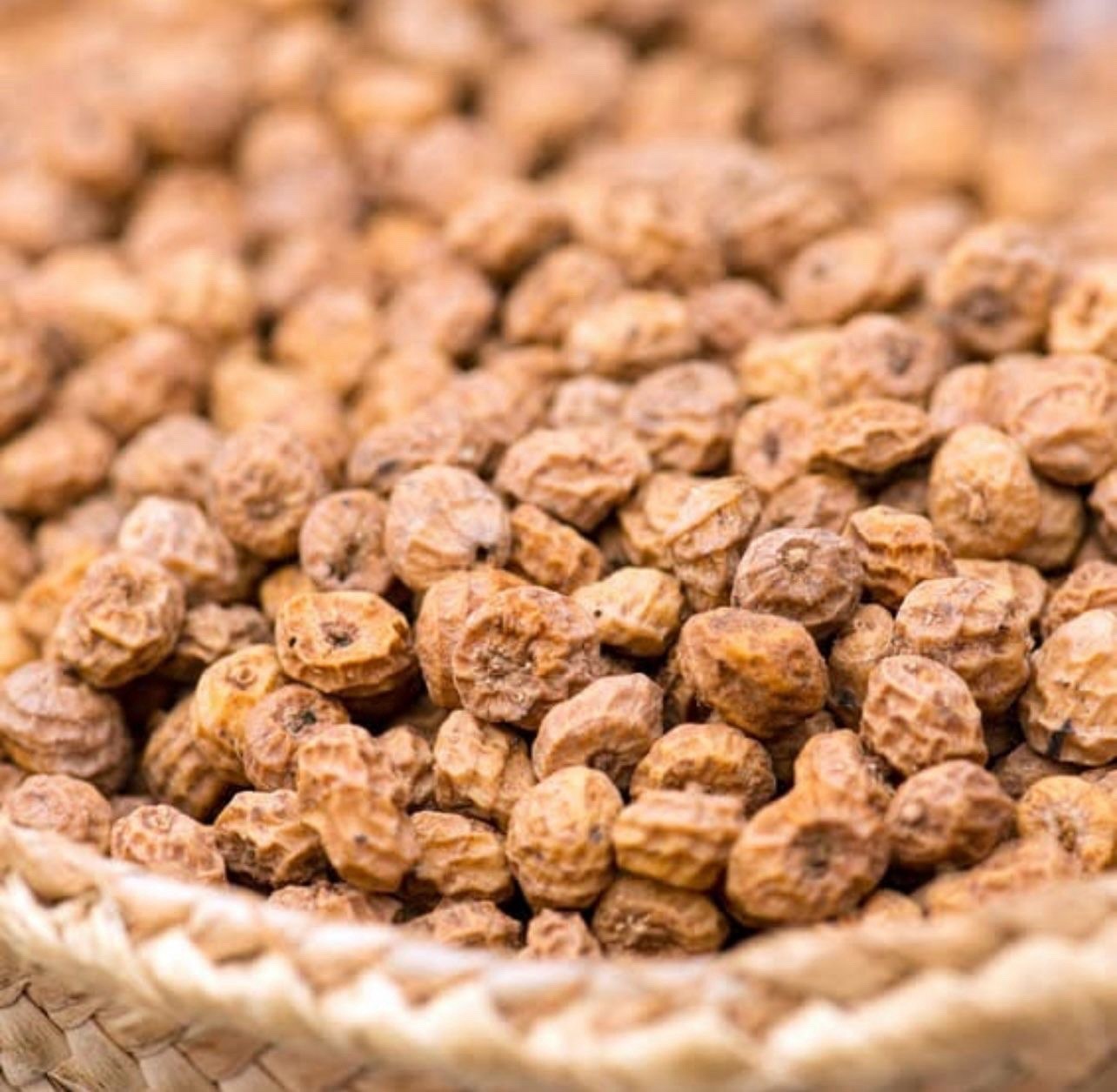 Raw whole Tiger nuts 23oz gallery
