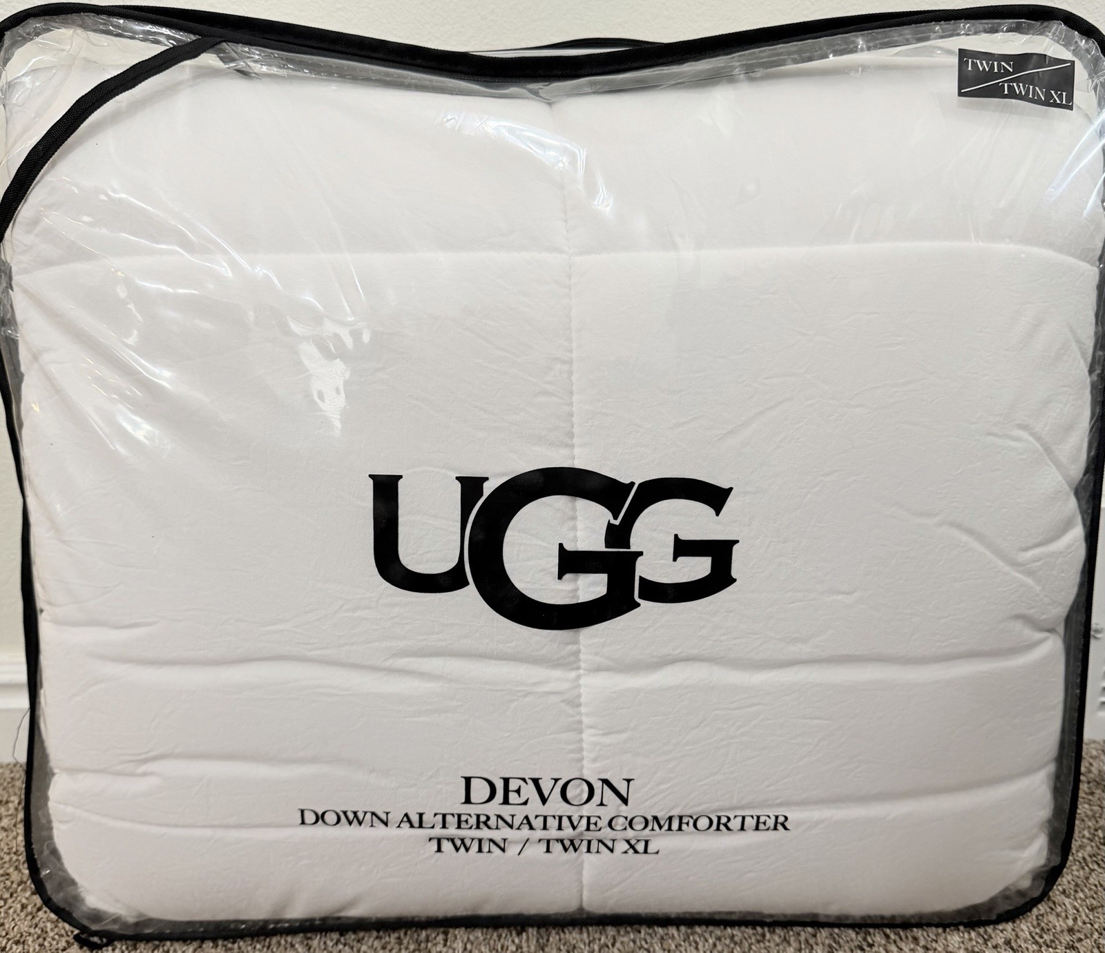 UGG Devon Down Alternative Twin/Twin XL Comforter in White 66" x 90" NEW! gallery