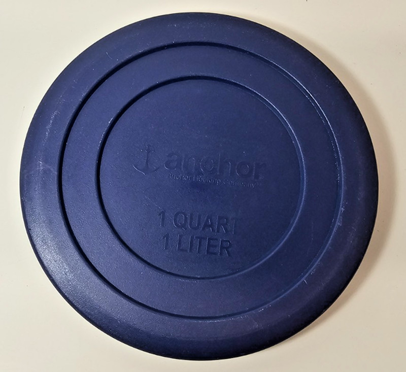 Anchor Hocking Plastic Replacement Lids 1056, 1905, 1903 & 1901 Lot of 6 gallery