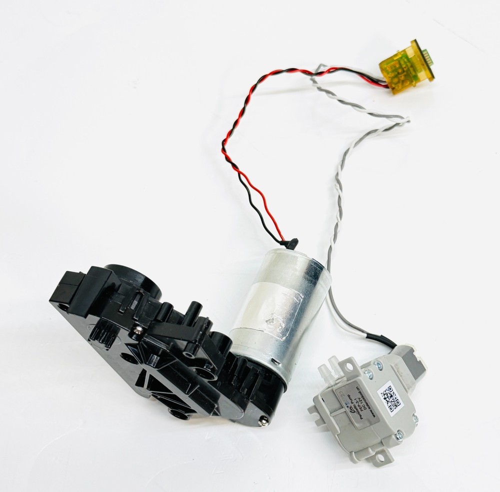 OEM Roomba Combo J7+ Cleaning Head Module Brush Motor & Water Pump W Wires