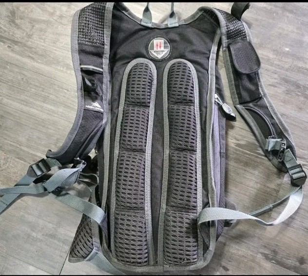  Trail  Backpack Hiking Technical Sport Black Durable Nylon 3