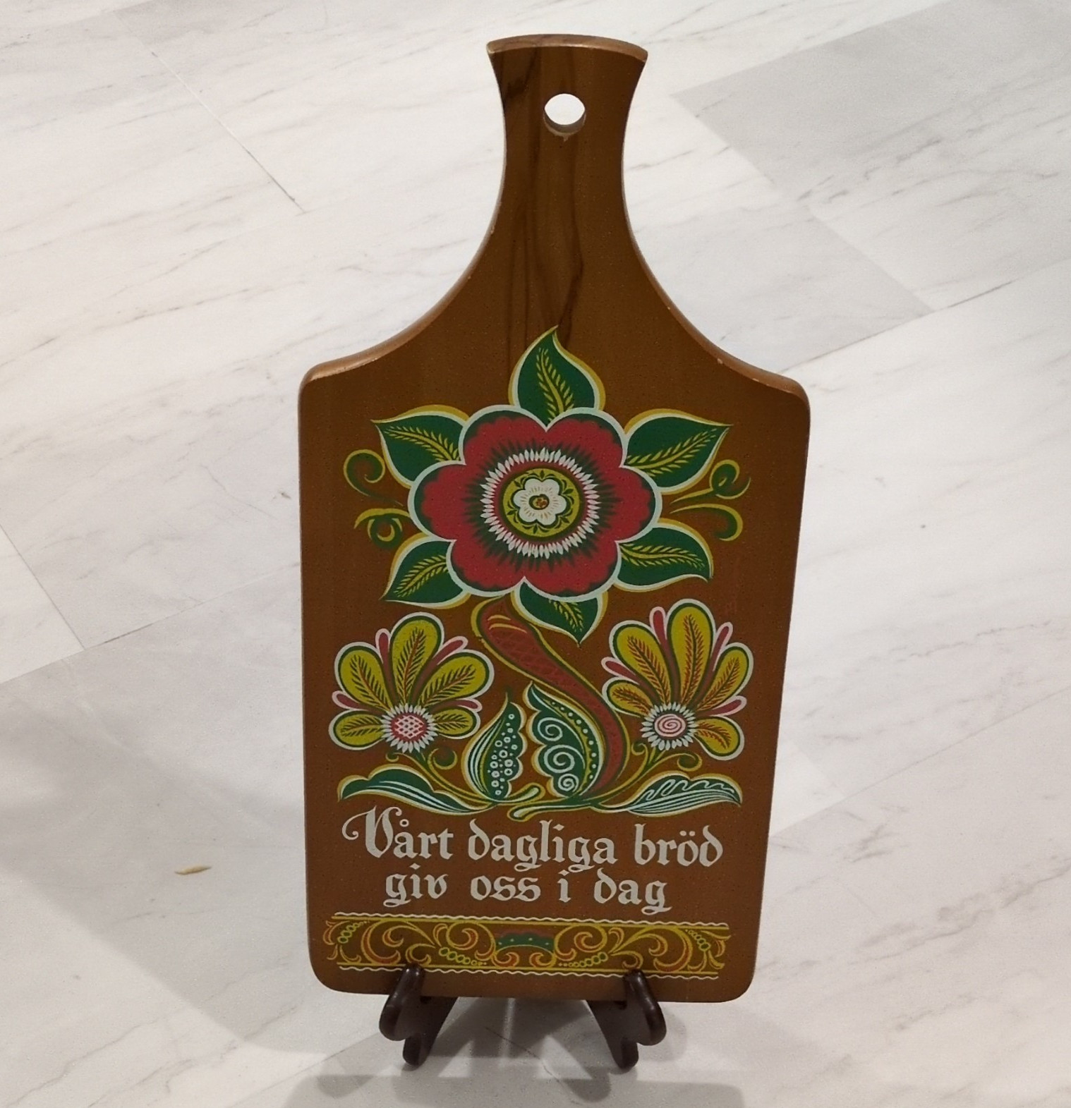 Bread Board Paddle Style Wood Medium Brown Floral Design “Vårt dagliga bröd” gallery