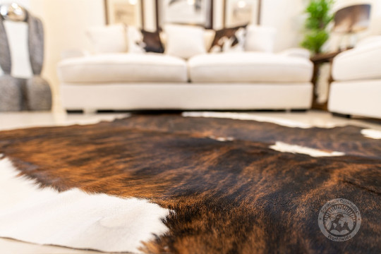 Real Cowhide Rug Brindle White Backbone Tricolor - Size 6 x 6-7’ gallery