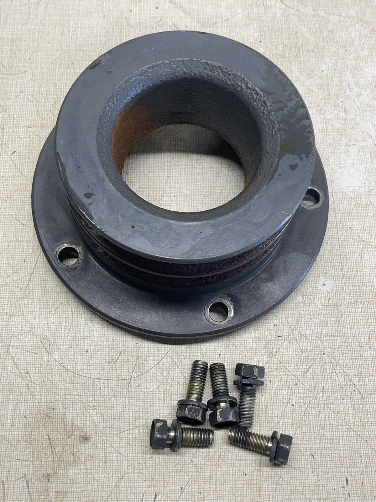Kubota G2160 Engine Drive Pulley gallery