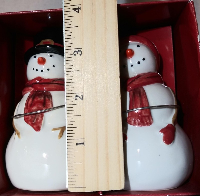 NWT St Nicholas Square YULETIDE Snowman Salt & Pepper Shaker Set Christmas NEW gallery