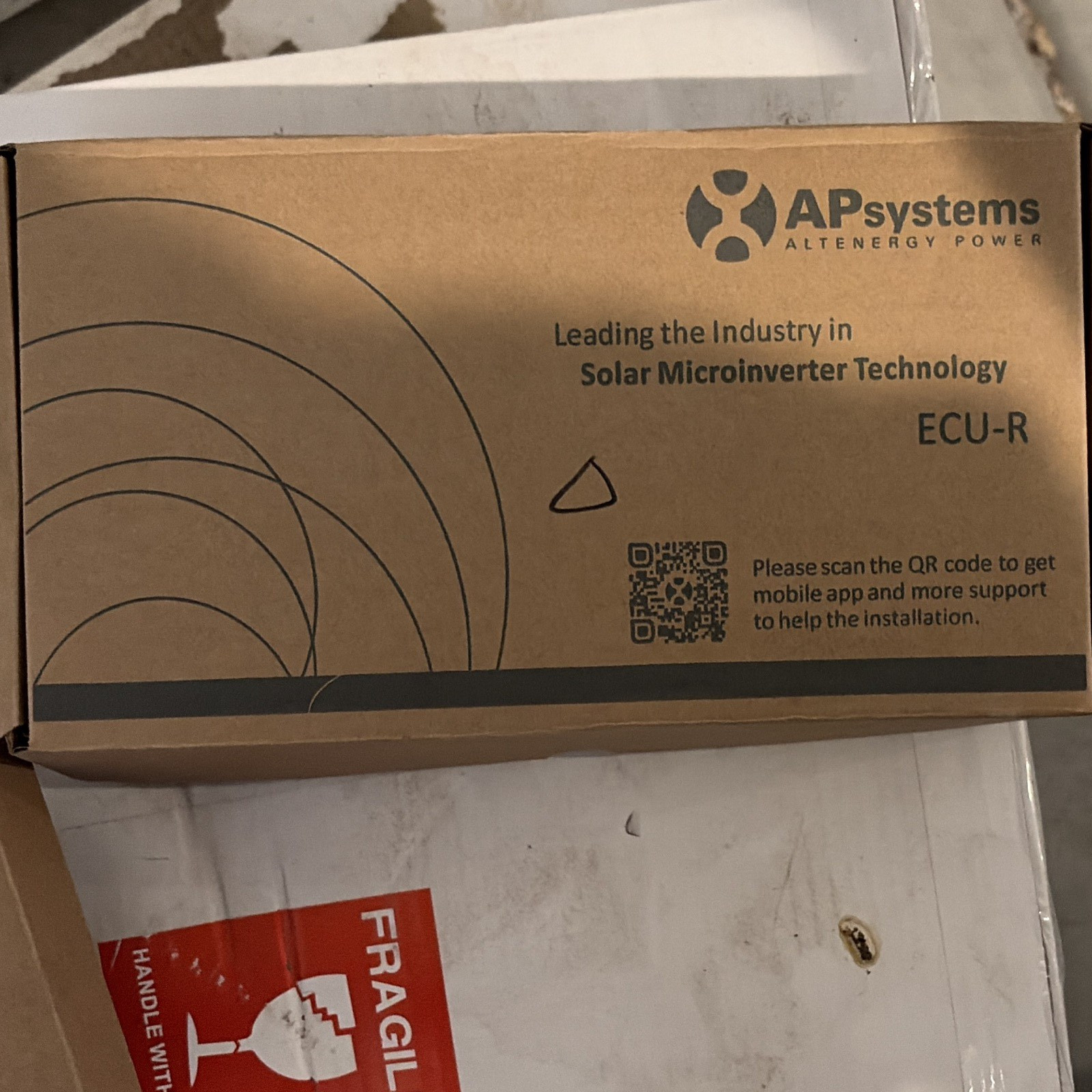APsystems ECU-R Solar Microinverter MPPT Grid-Tie 300W 120V AC White gallery