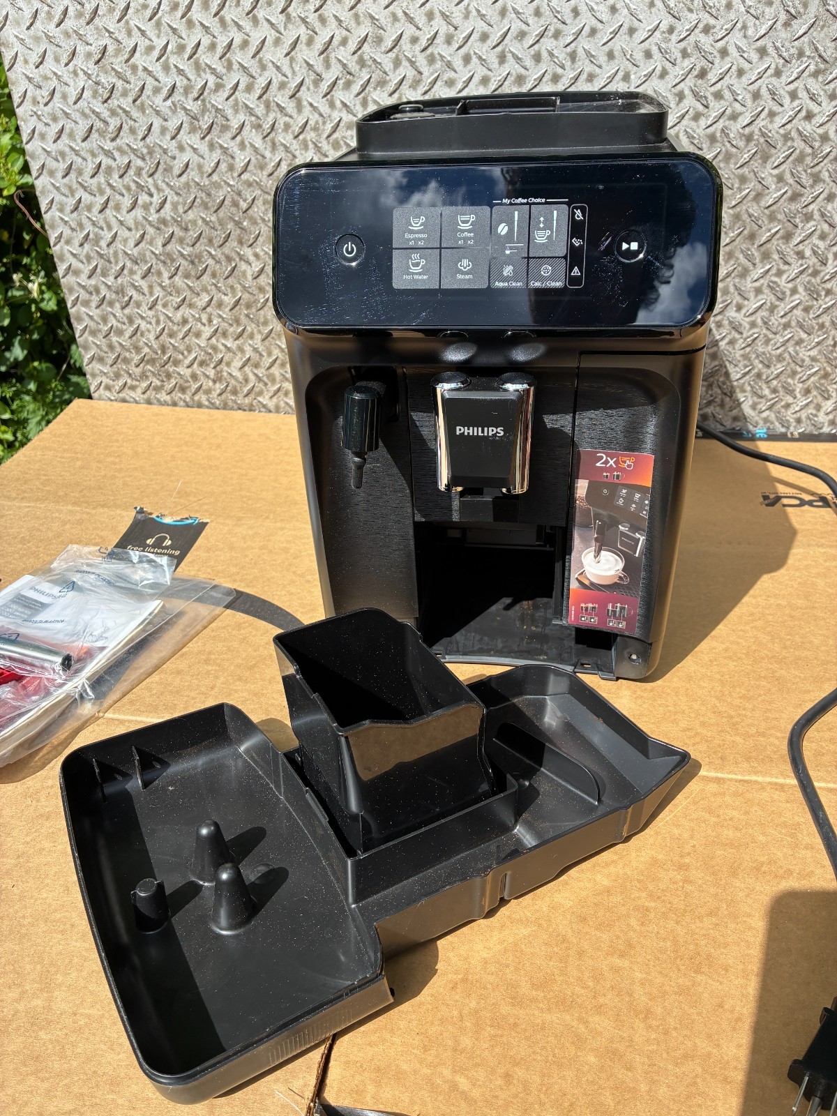 Philips 1200 Series Fully Automatic Espresso Machine Milk Frother Black READ gallery