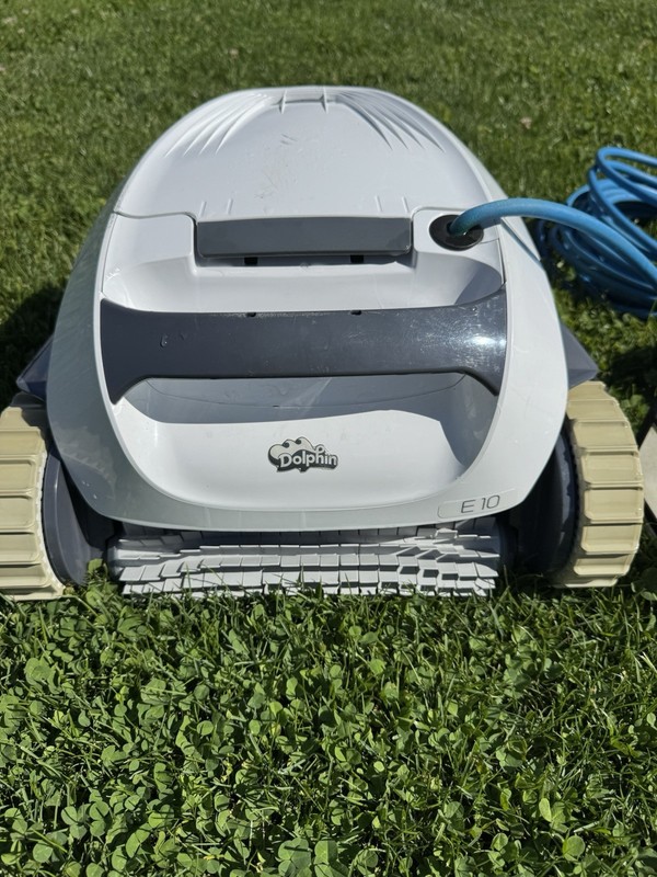 Maytronics Dolphin E10 Above Ground Pool Cleaner (USED) gallery