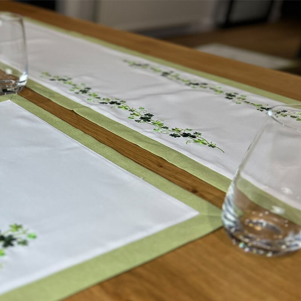 Samuel Lamont Irish Shamrock Table Runners, 100% Polyester Irish Housewarming