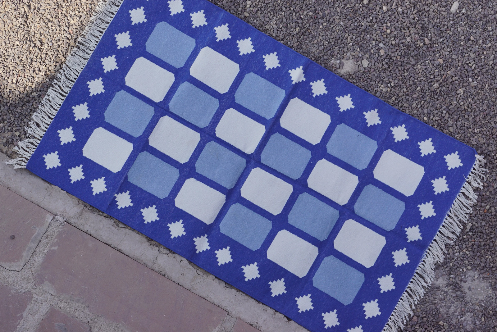 Rugmoda Cotton Blue White Geometric Box Rug 3x5 Modern Flatweave Dhurrie Rug gallery