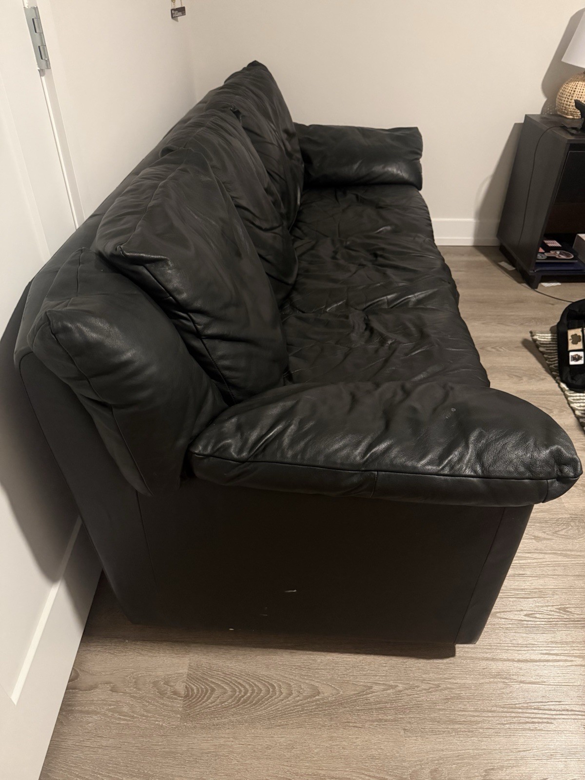 Black Leather 3-Seat Sofa, Solid Pattern, Cushion Back for Living Room gallery