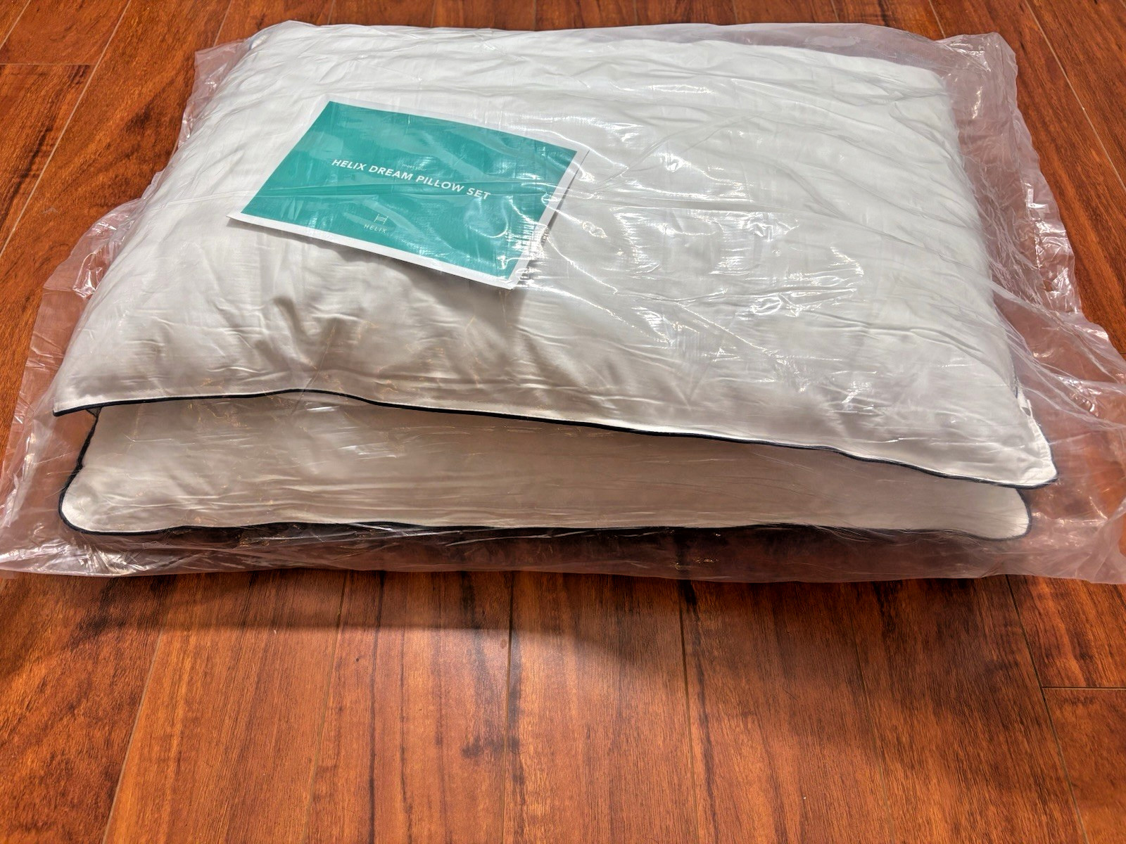 Helix Dream Pillow Set Standard Size White Hypoallergenic Down Alternative - New gallery