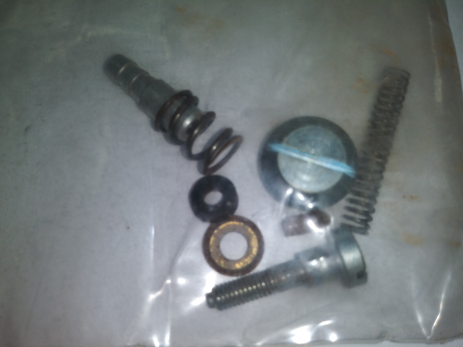 1 EACH, SACHS CHAINSAW, MODEL 166, SPRINGS KIT FOR OIL PUMP, PART # 957 245 310 gallery