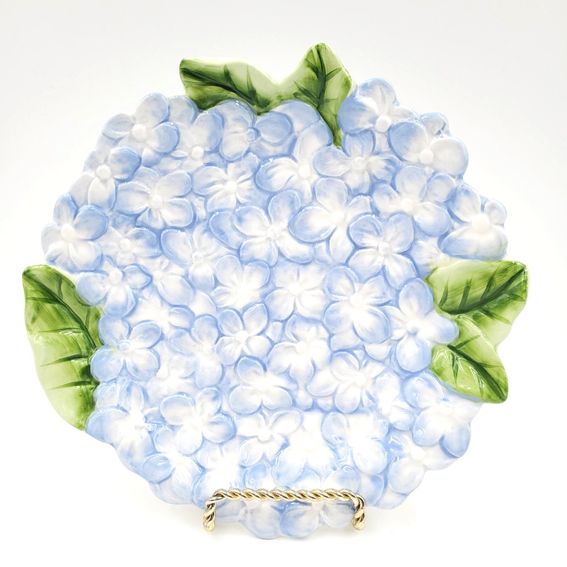 Williams Sonoma Figural Hydrangea Salad Plates 8.25" Blue Floral Set of 4 gallery