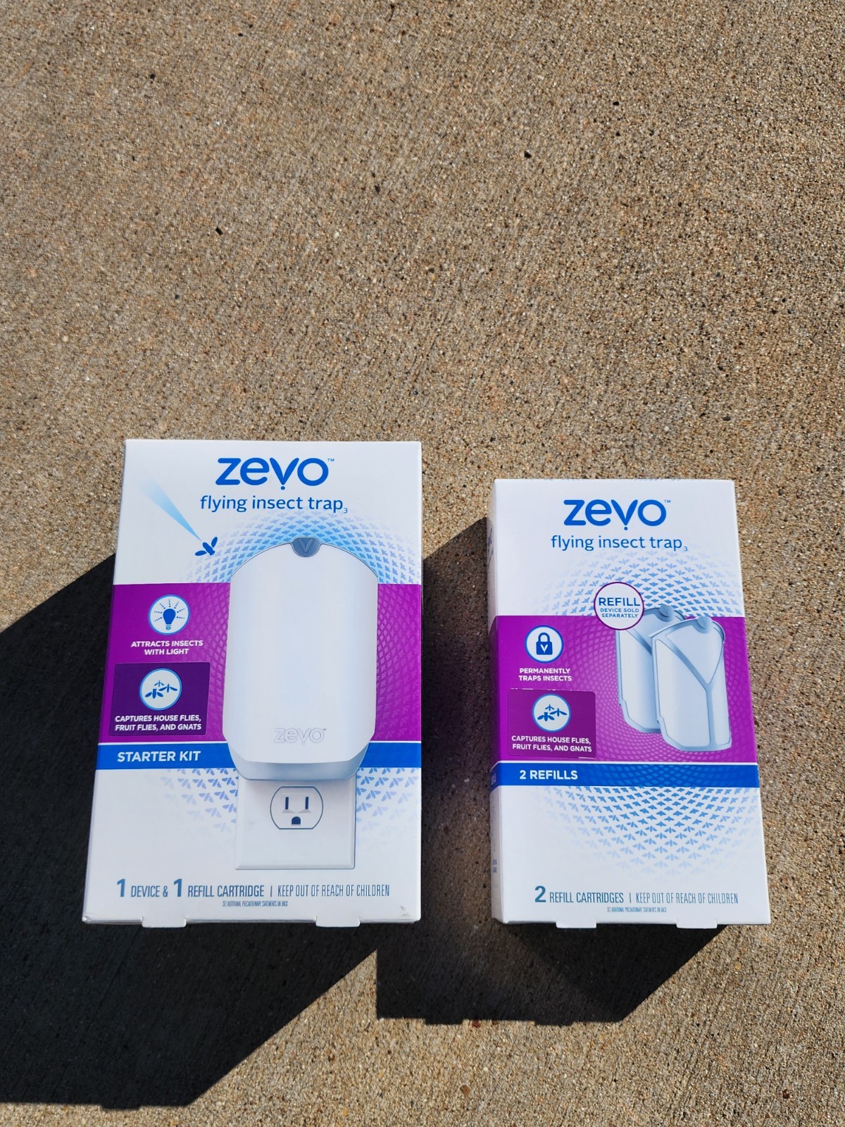 Zevo Flying Insect Trap 1 Device & 1 Box Of 2 New Refills NEW gallery