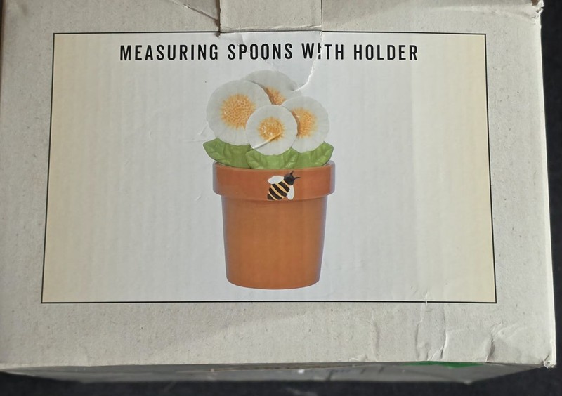 Cracker Barrel * Ceramic * Measuring Cup Set * Flower Measuring Cup Set * New * gallery