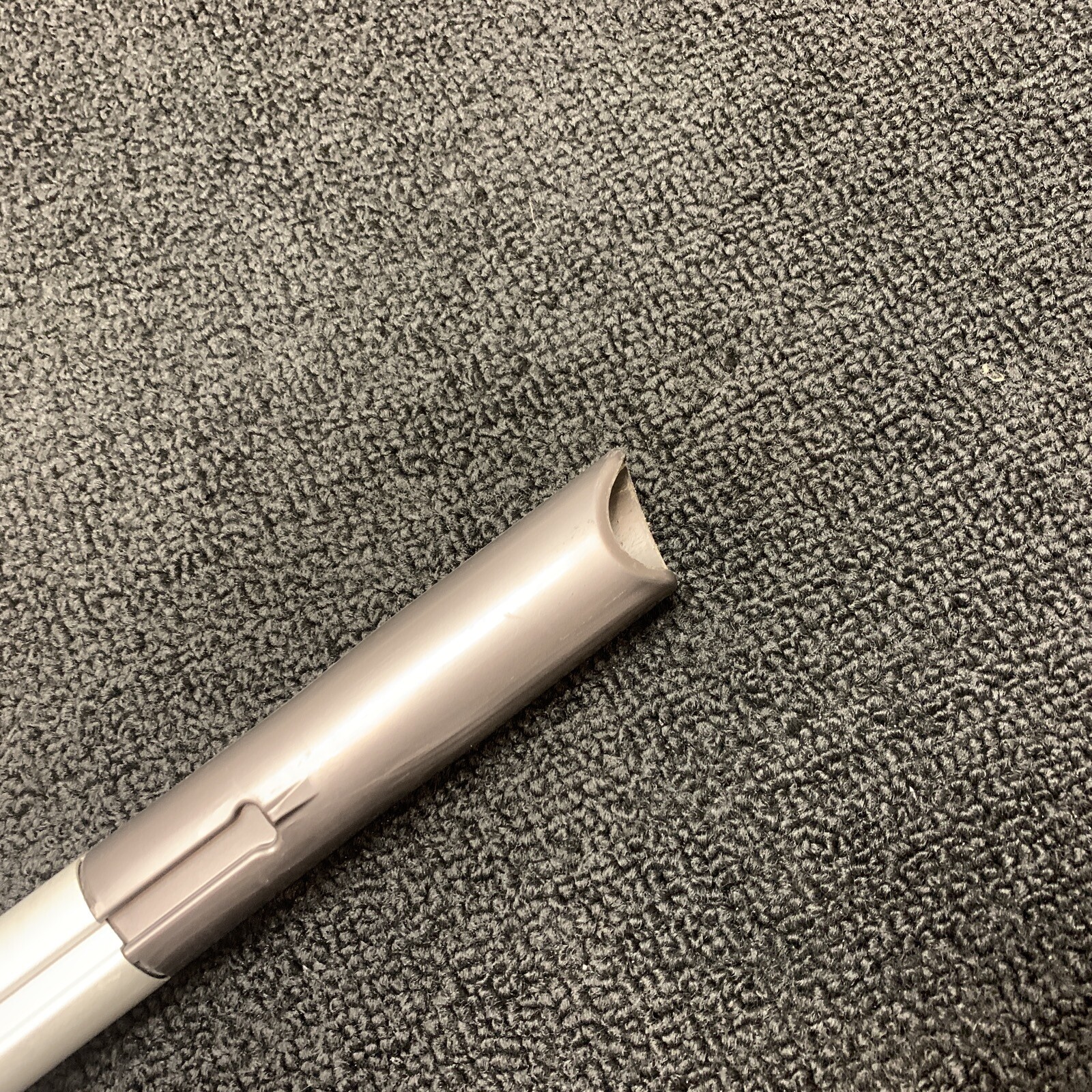 Dyson DC25 Wand Handle Assembly Silver Red 915676-01 915676-02 gallery