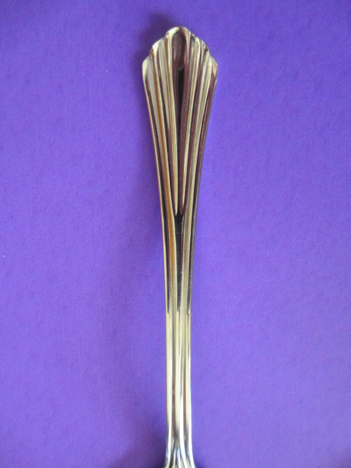 4 ONEIDA DUBLIN Stainless Flatware Soup Spoons Ribbed Fan Design gallery
