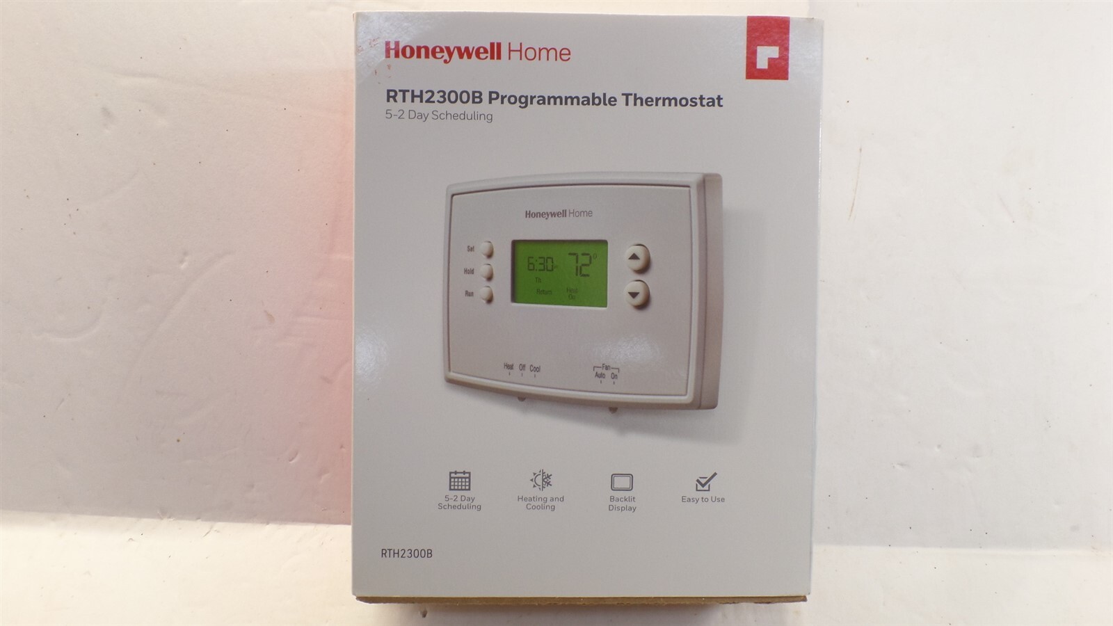 HONEYWELL RTH2300B 5-2 DAY PROGRAMMABLE THERMOSTAT WITH DIGITAL BACKLIT DISPLAY gallery