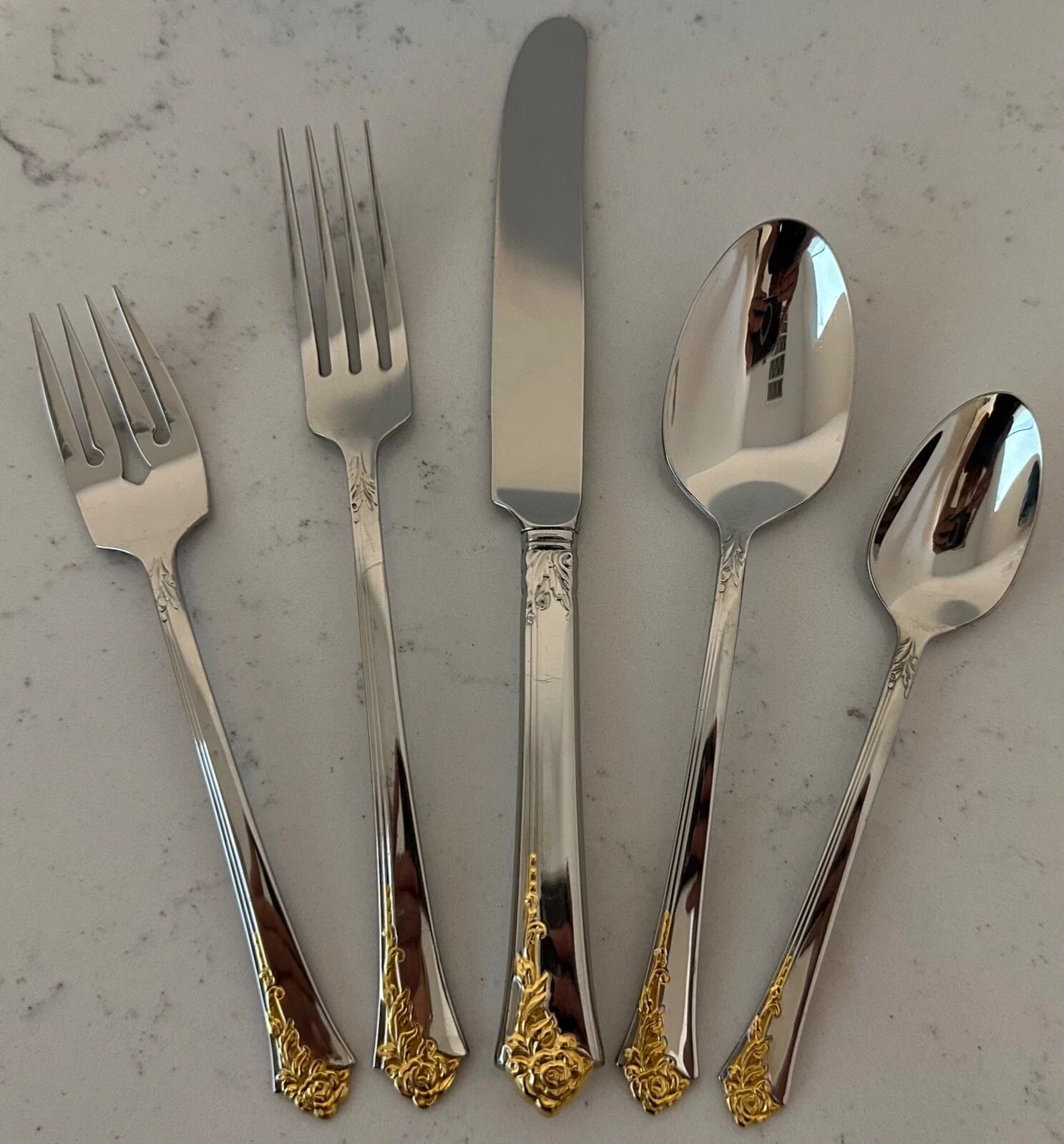 Oneida GOLDEN DAMASK ROSE Heirloom Stainless Flatware - Set of 5 gallery