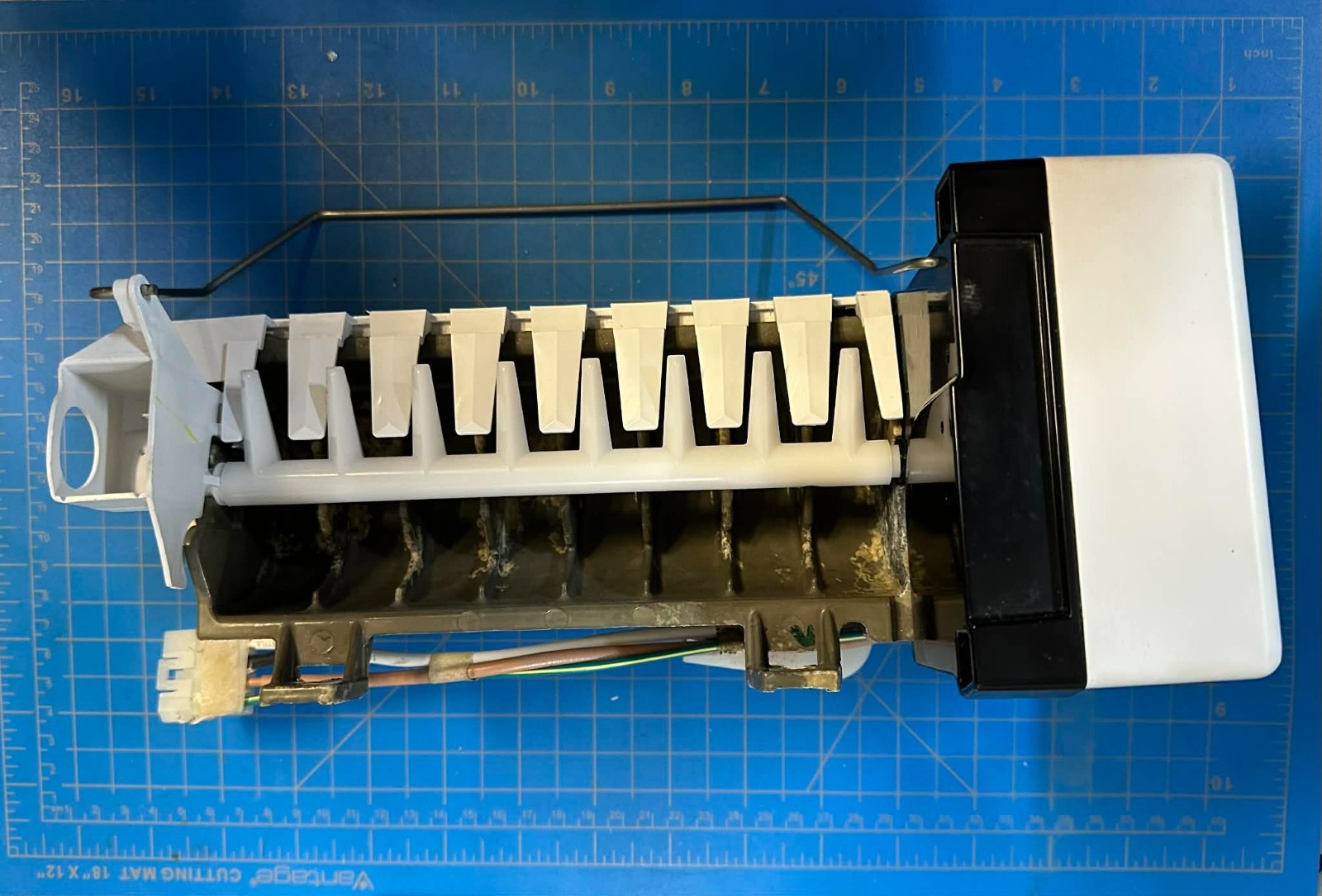 Ice Maker for Whirlpool Refrigerators WPW10190965 W10190965 Icemaker TESTED gallery