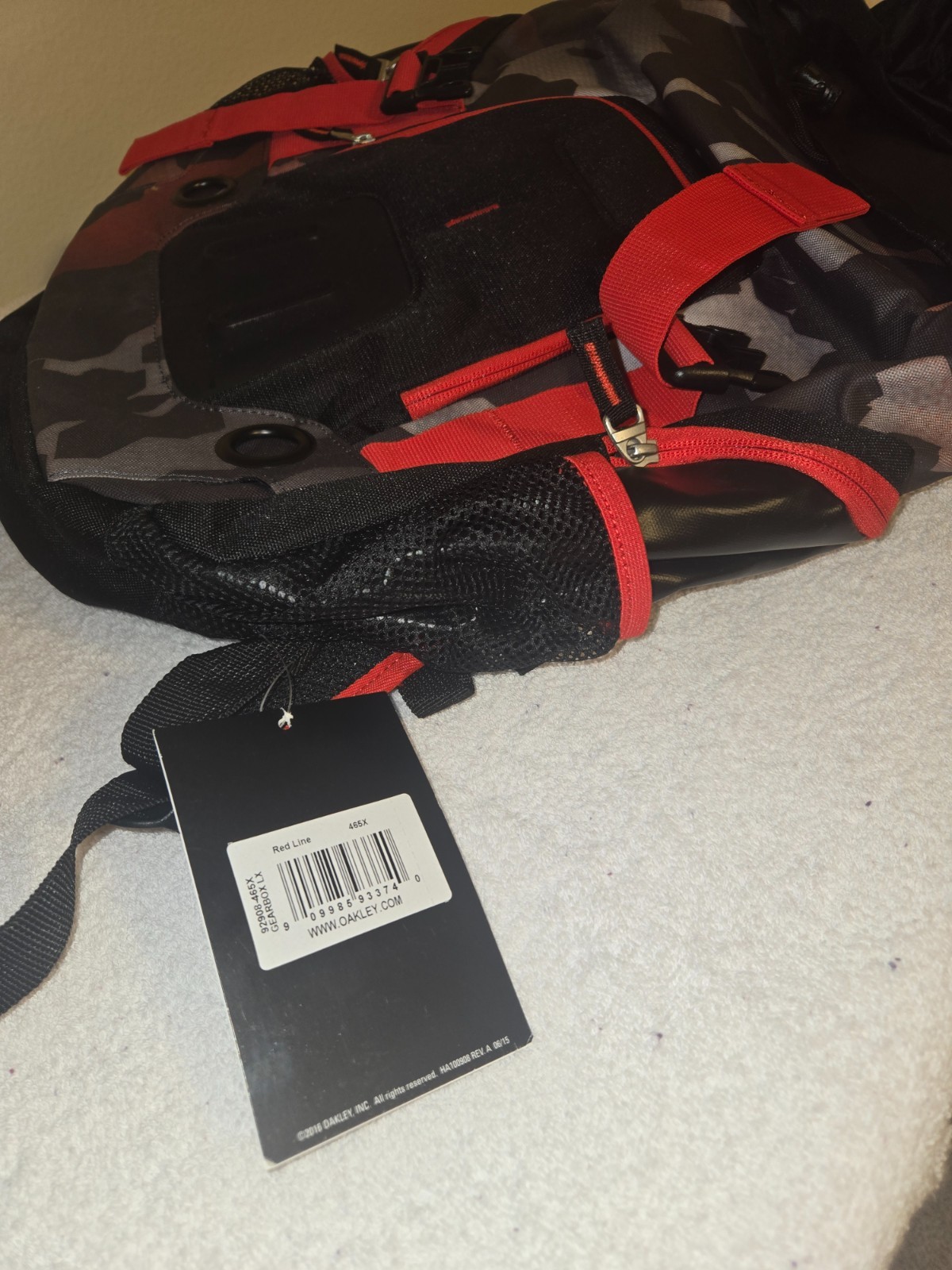 Oakley Backpack Gearbox LX Red Line 4