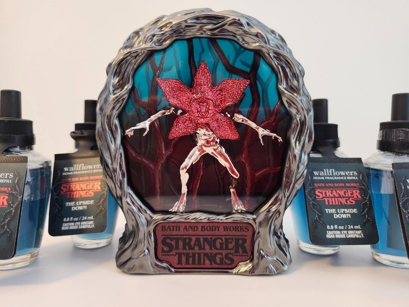 The Upside Down Stranger Things Wallflowers Nightlight Plug Demogorgon 4 Refills gallery