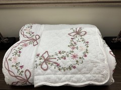 Pottery Barn LoveShackFancy Bow Embellished Quilt ~ Full/Queen & 1 sham~ READ