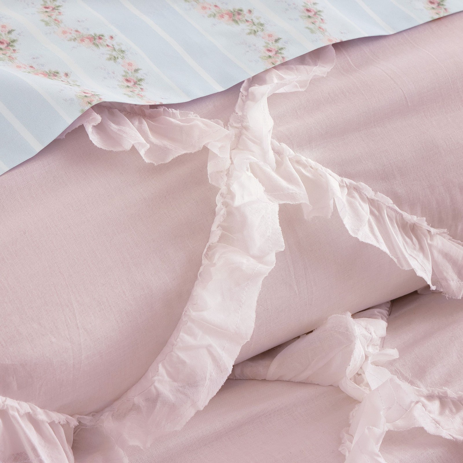 Pottery Barn LoveShackFancy Gala Ruffle Voile Quilt - Pink gallery