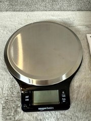 Amazon Basics Digital Kitchen Scale LCD Display Black Weighs Up to 11 Pounds