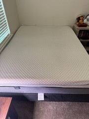 Lull Queen sized mattress + Serenity Tempur-pedic top +Wood frame. Barely used