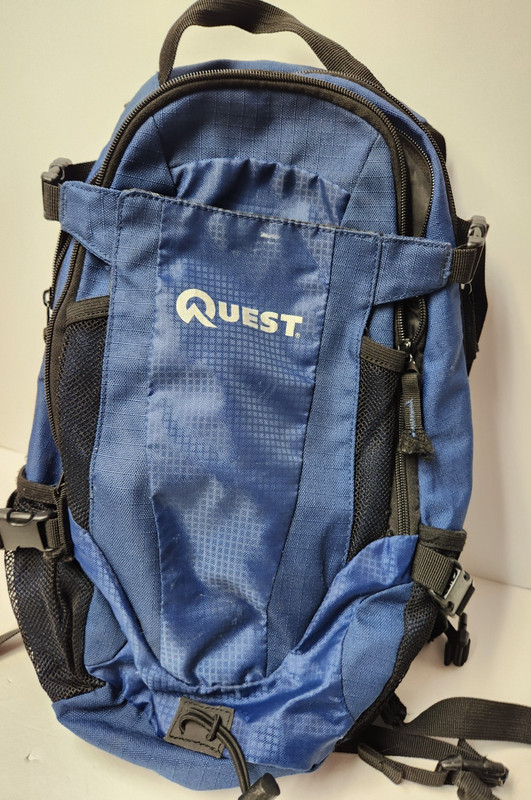 Quest H2O Backpack – Blue and Black