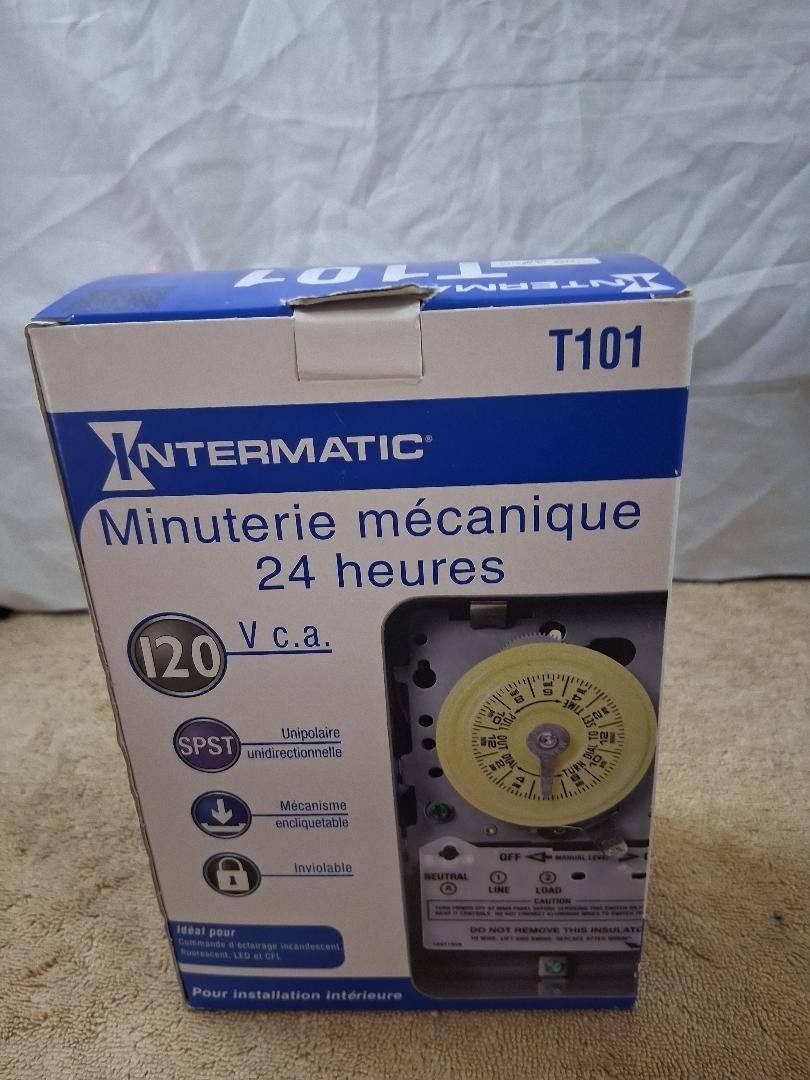 Intermatic T101 24-Hour Mechanical Time Switch 120 VAC 60Hz, & Connectors NEW gallery