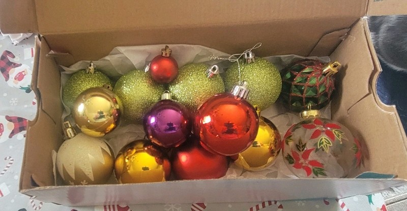 Shatterproof Unbreakable Plastic Christmas Ornaments -Set Of 14 gallery