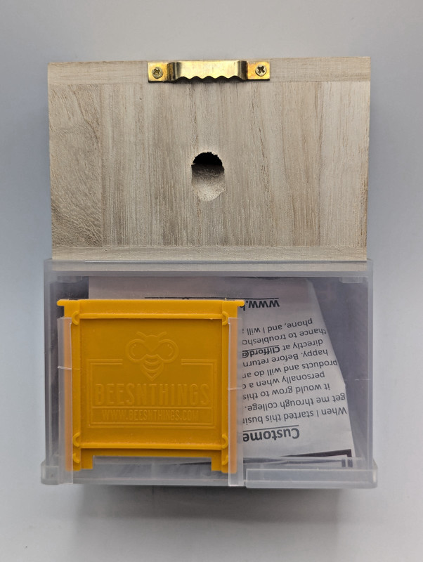 Bees 'N Things Outdoor Carpenter Bee Traps Wood Catch & Release NEW gallery