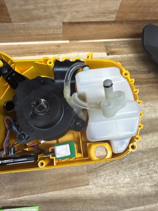 OEM DeWalt SWITCH & FIELD assembly for DCCS670 60V 16" Chainsaw N531281 (J49) gallery