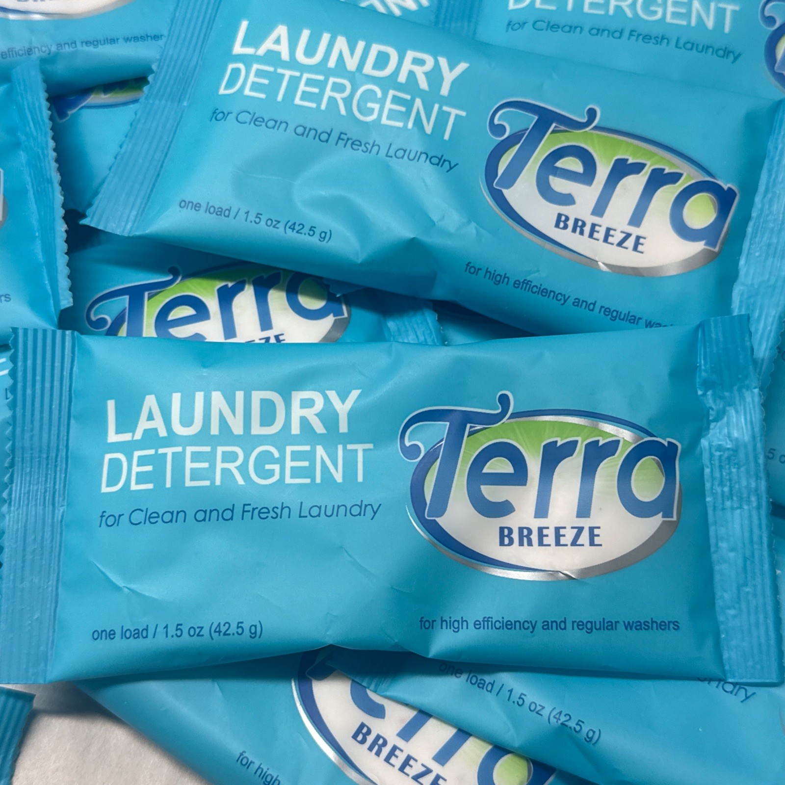Terra Breeze Single Packet Load Laundry Detergent 20 Units. Travel Or Hotel gallery