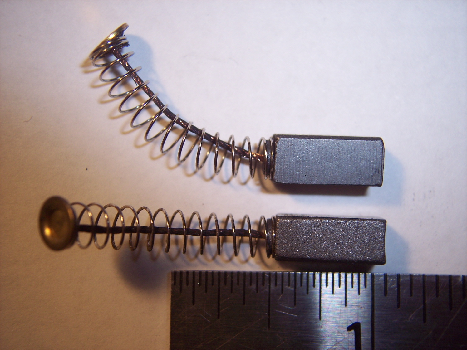 Set Replacement Motor Carbon Brush 13mm x 6mm x 5.5mm (5/8"x15/64"x7/32") gallery