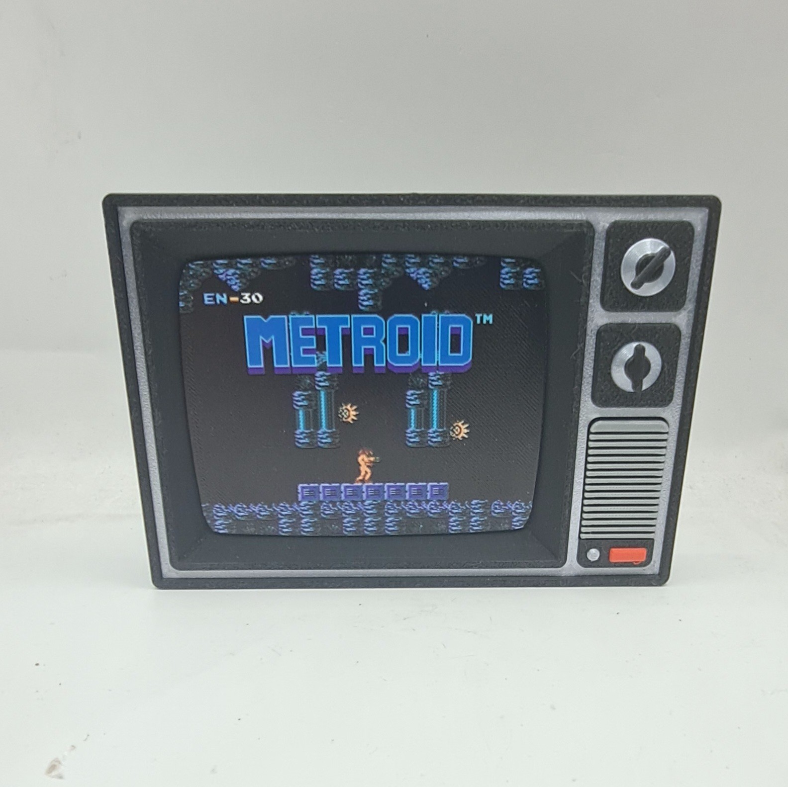 Metroid Retro TV Display - NES Classic Nintendo 80s Video Game gallery