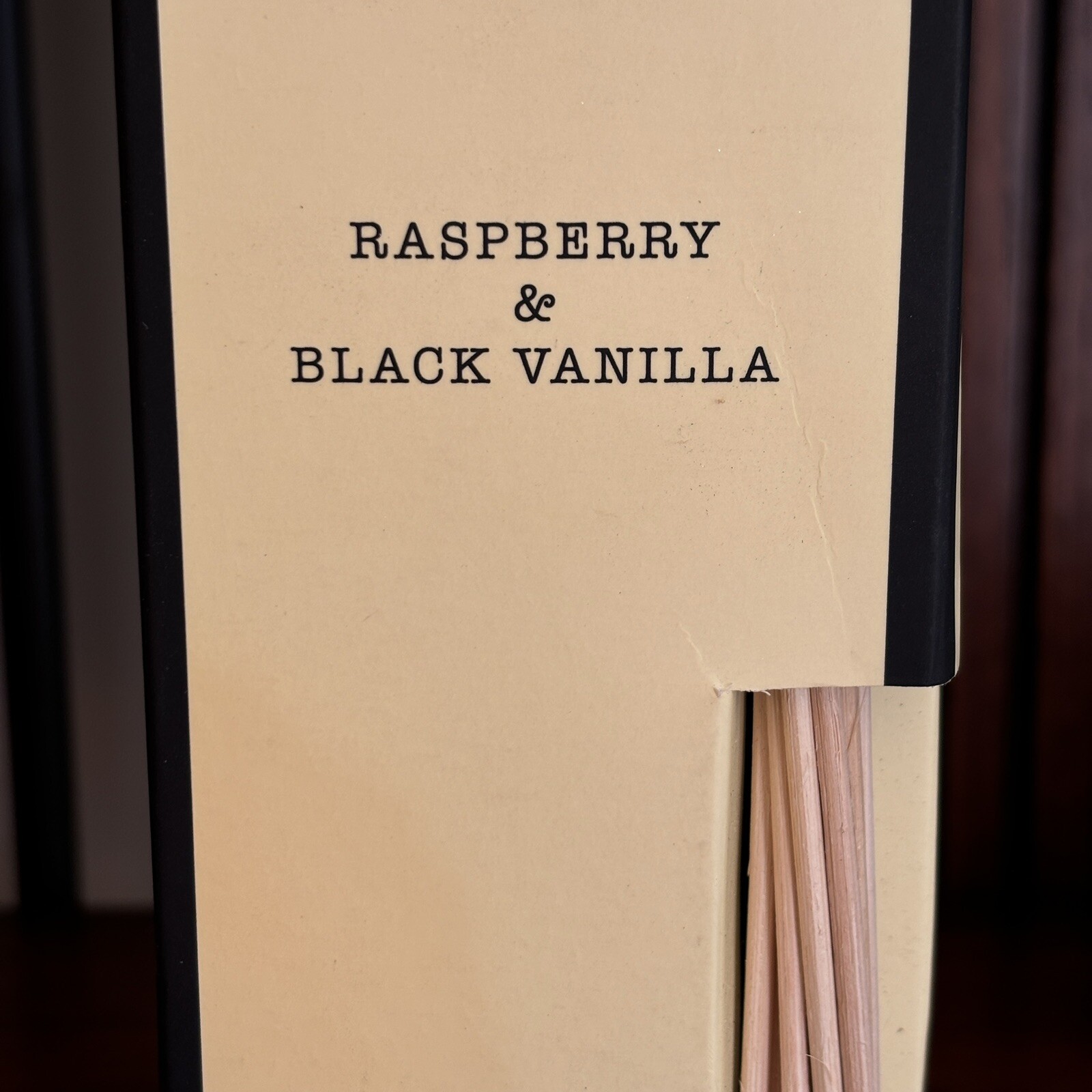 Cereria Molla - Raspberry & Black Vanilla 3.4 Fl Oz /100ml Diffuser New In Box gallery